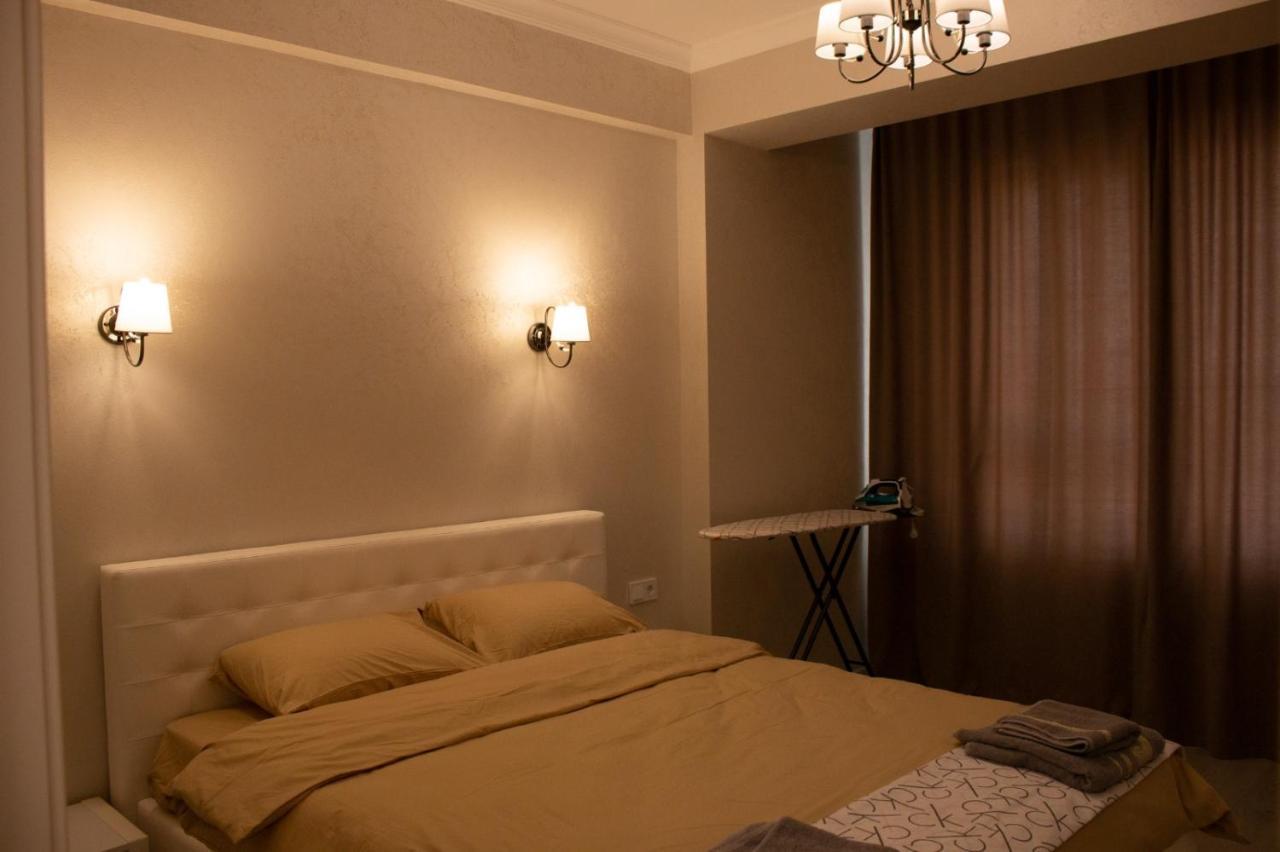 Oasis Premium Class 1Bd Apartment With Living Room Chisináu Exterior foto