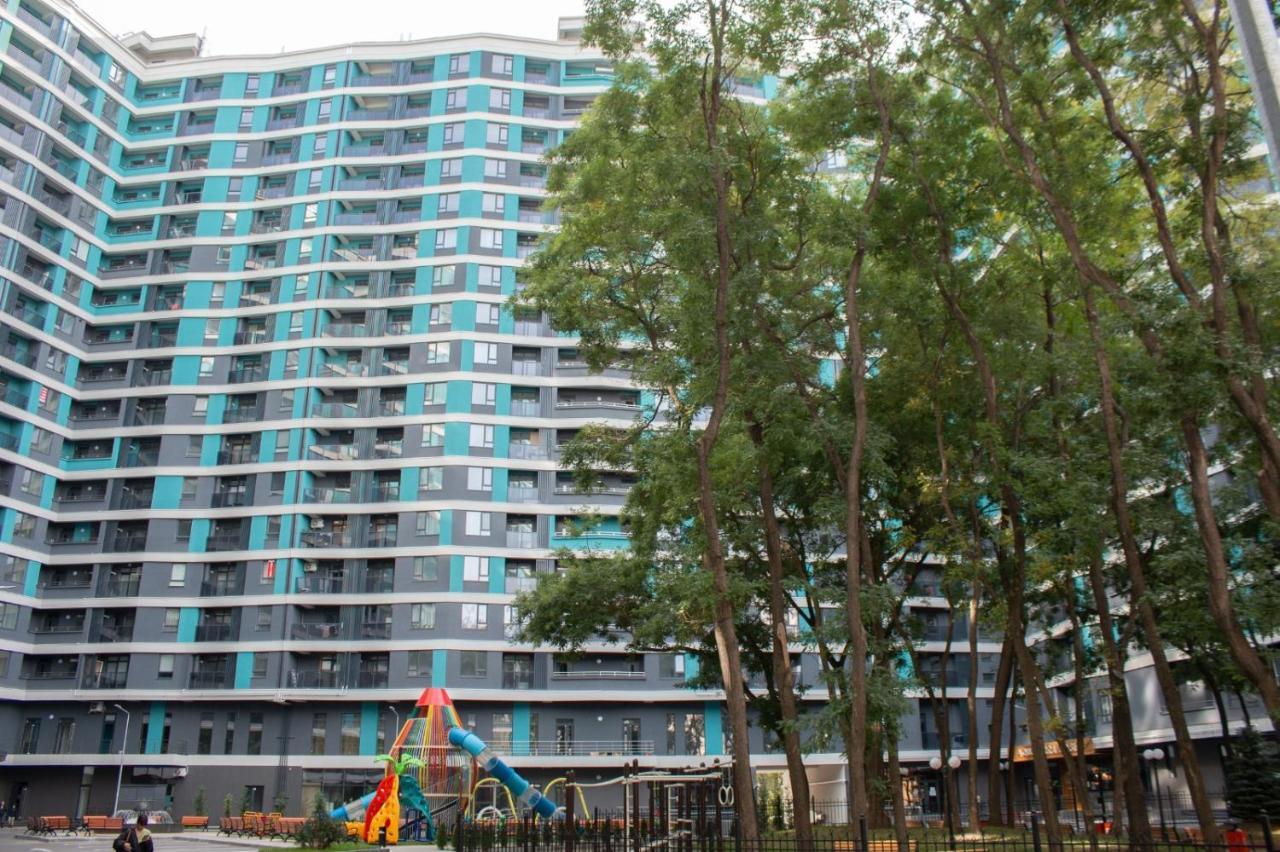 Oasis Premium Class 1Bd Apartment With Living Room Chisináu Exterior foto